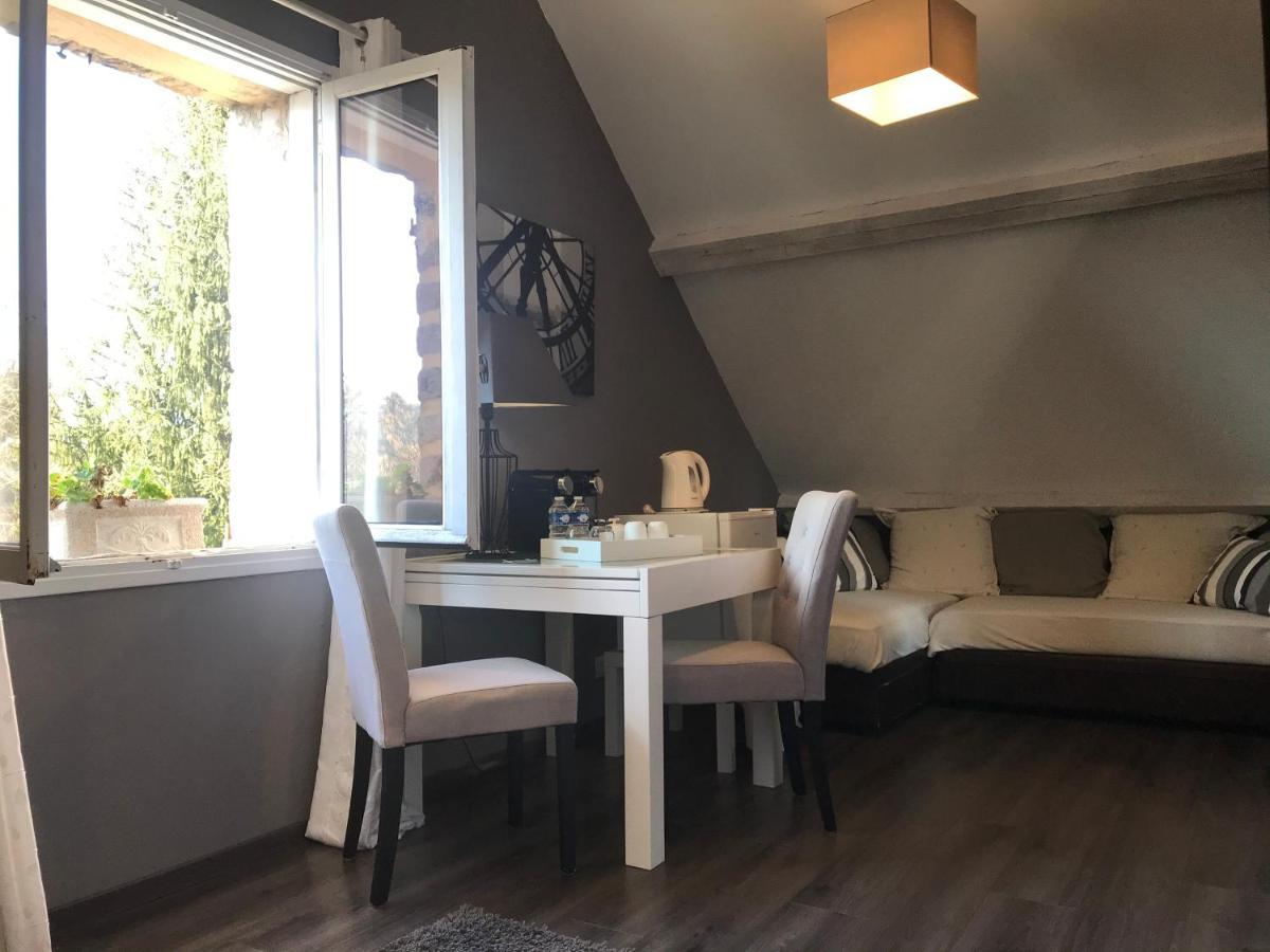 Chambres D'Hotes Des Demoiselles Ville-Saint-Jacques 외부 사진
